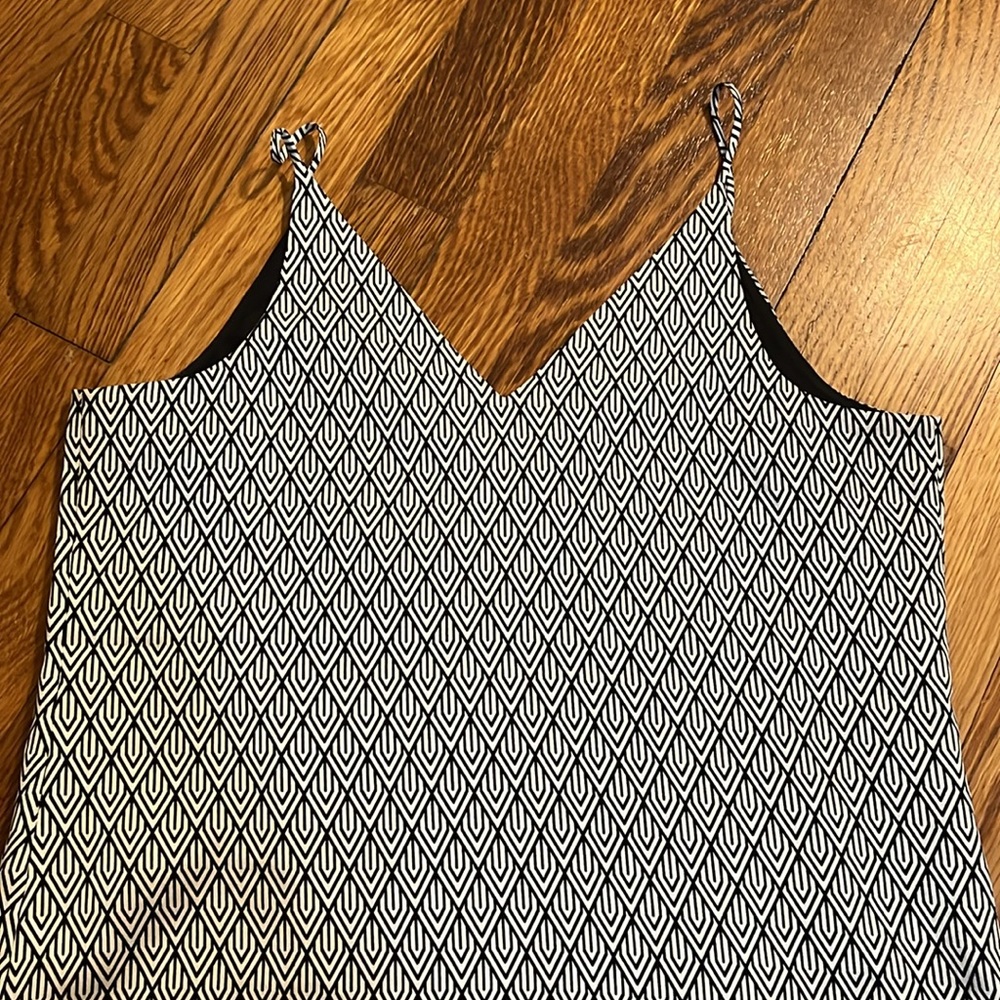 Express XS tank NWOT - Picture 2 of 3